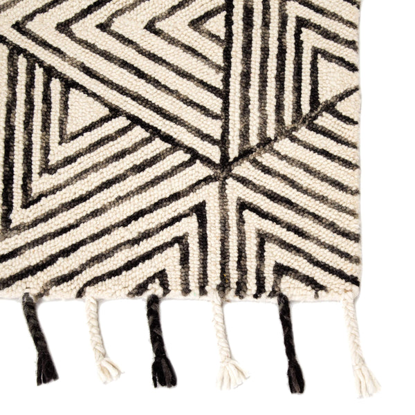 Jaipur Living Nikki Chu Handtufted Wool Geometric Rug with Boho Tassels for Eclectic Spaces RUG144774