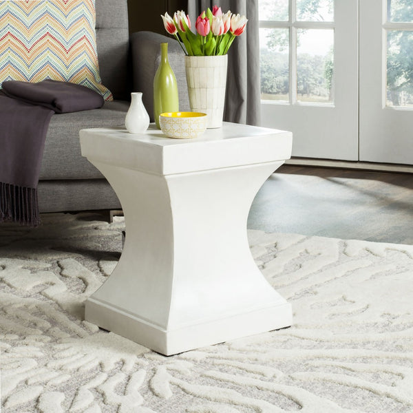 Safavieh CURBY Concrete Accent Stool - Stylish Industrial Chic for Indoor & Outdoor Spaces, Versatile Design Ivory VNN1002B