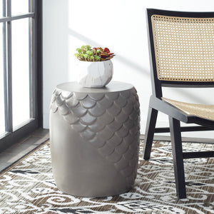 Safavieh JULYVIA Concrete Accent Stool – Stylish Outdoor Seating with Textured Design for Modern Spaces Dark Grey VNN1037A