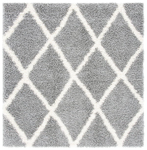 Safavieh Venus Shag Area Rug - Luxuriously Soft, Stylish Grey And Ivory Design For Modern Home Decor Grey ,Ivory 61% Polypropylene,24% Jute,7% Polyester,8% Latex Vns681j-5