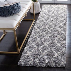 Safavieh Venus Shag 682j Rug - Luxurious Comfort And Style For Any Space, Perfect Blend Of Modern Elegance Grey ,Ivory 61% Polypropylene,24% Jute,7% Polyester,8% Latex Vns682j-28