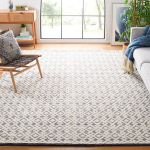 Vermont Hand Woven Wool-Cotton Rug - Luxurious Comfort, Unique Style for Any Home Décor Space