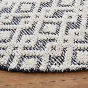 Vermont Hand Woven Wool-Cotton Rug - Luxurious Comfort, Unique Style for Any Home Décor Space