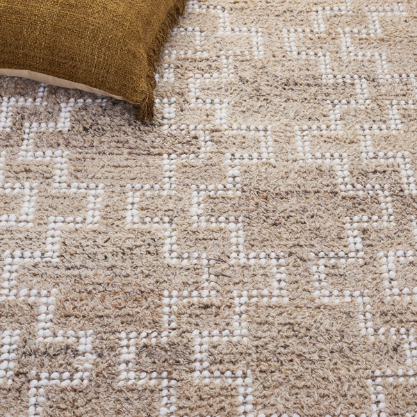 Safavieh Vermont Hand-Woven Beige Runner With Scandinavian Geometric Pattern, Pet-Yarn Pile, Durable Low-Profile Rug 2'-3" x 8'-0" VRM125B-28