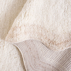 Safavieh Vermont Large Wool Area Rug - Luxurious Plush 1-inch Pile, Chic Modern Design, Handcrafted Elegance Ivory Wool Pile Vrm210a-2