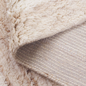 Safavieh Vermont Area Rug - Hand-tufted Wool Design, Plush Comfort, Modern Minimalist Style For Your Home Beige ,Ivory Wool Pile Vrm217b-4