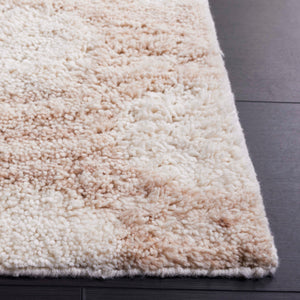 Safavieh Vermont 5'0" X 8'0" Handcrafted Area Rug - Luxurious Ivory & Beige, Soft Organic Pattern, Eco-friendly Ivory ,Beige 70% Wool,30% Recycled Cotton Vrm226a-5