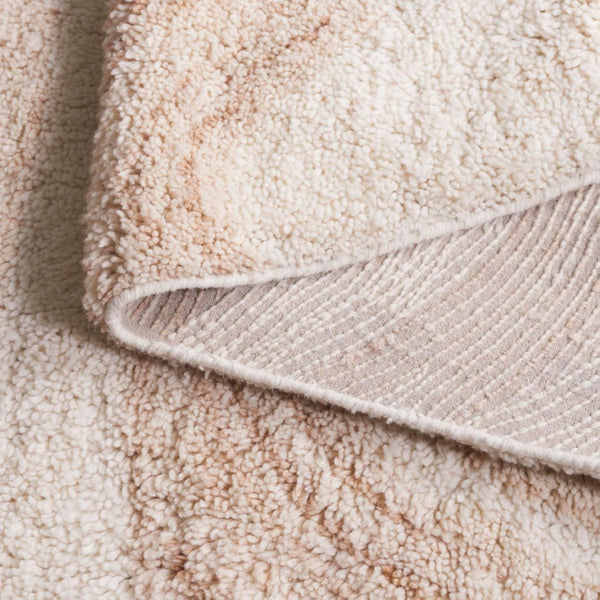 Safavieh Vermont Luxurious Modern Area Rug - Soft Plush Texture, Eco-friendly Wool & Cotton Blend For Comfort Ivory ,Beige 70% Wool,30% Recycled Cotton Vrm227a-3