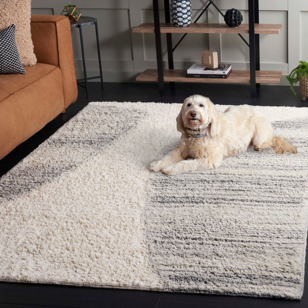 Safavieh Vermont Modern Area Rug - Luxurious Table Tufted Wool & Recycled Cotton Design For Elegant Spaces Ivory ,Grey 70% Wool,30% Recycled Cotton Vrm228a-3