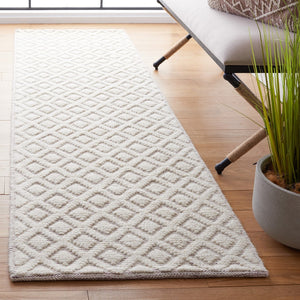 Vermont Hand Woven 100% Wool Pile Rug – Luxurious Softness and Timeless Style for Your Home Decor