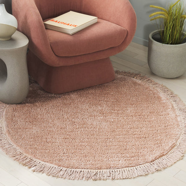 Safavieh Vermont Luxurious Round Area Rug - Modern Classic Design, Soft Cotton-poly Blend For Stylish Spaces Beige 50% Cotton,50% Polyester Vrm575b-4r