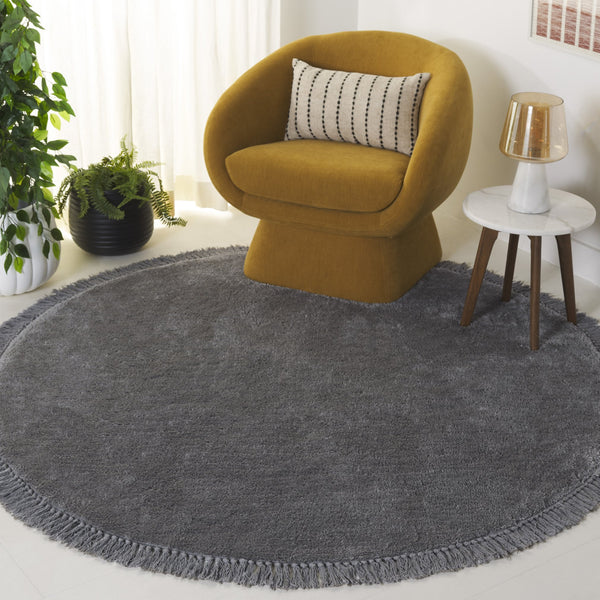 Safavieh Vermont Luxurious Round Area Rug - Modern Classic Design, Soft Cotton-poly Blend For Stylish Spaces Grey 50% Cotton,50% Polyester Vrm575f-6r