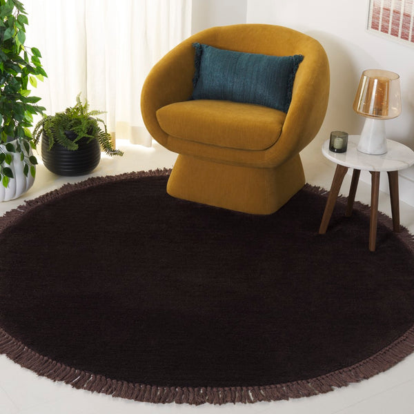 Safavieh Vermont Luxury Area Rug – Elegant Round Design In Soft Cotton & Polyester Blend For Modern Homes Brown 50% Cotton,50% Polyester Vrm575t-3r