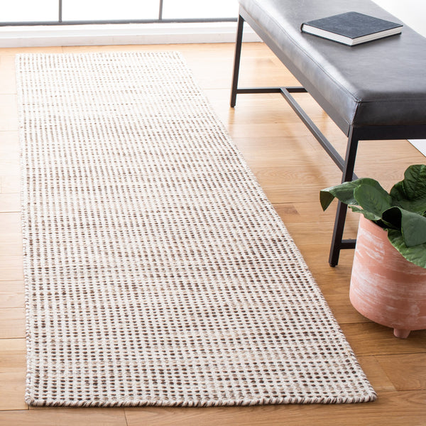 Safavieh Vermont Hand-Tufted Wool-Cotton Rug In Warm Brown And Ivory Tones, Low-Profile Pile, Durable Indian Craftsmanship 10'-0" x 14'-0" VRM805T-10