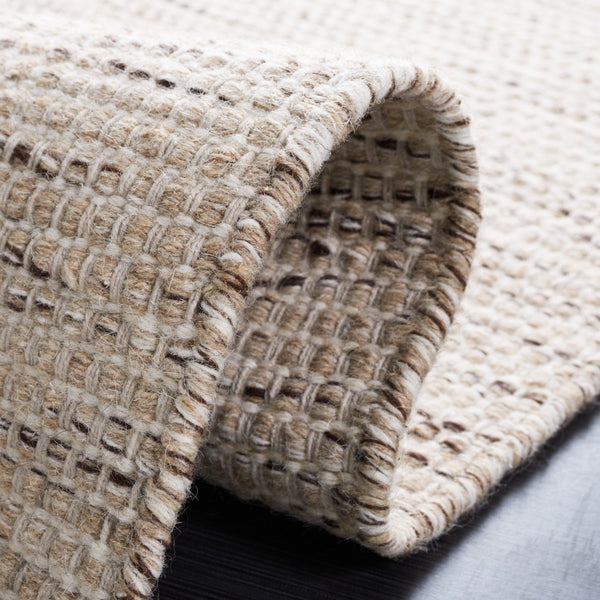 Safavieh Vermont 807 VRM807 Hand Woven  Rug Beige / Ivory VRM807B-7SQ