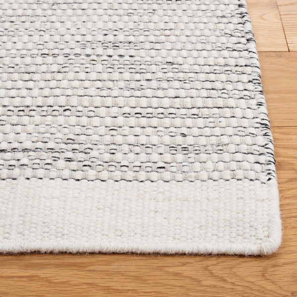 Safavieh Vermont 807 VRM807 Hand Woven  Rug Ivory / Black VRM807C-7SQ
