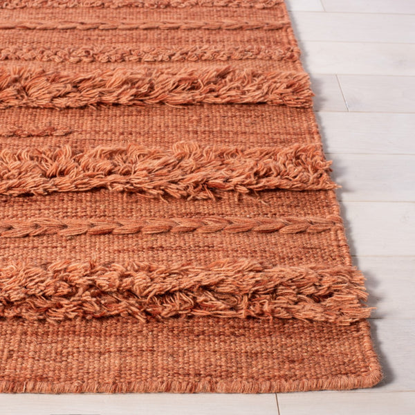 Safavieh Vermont Area Rug - Hand Woven Elegance In Warm Hues, Soft Wool-cotton Blend For Cozy Interiors Rust ,Orange 85% Wool And 15% Cotton Vrm901p-6