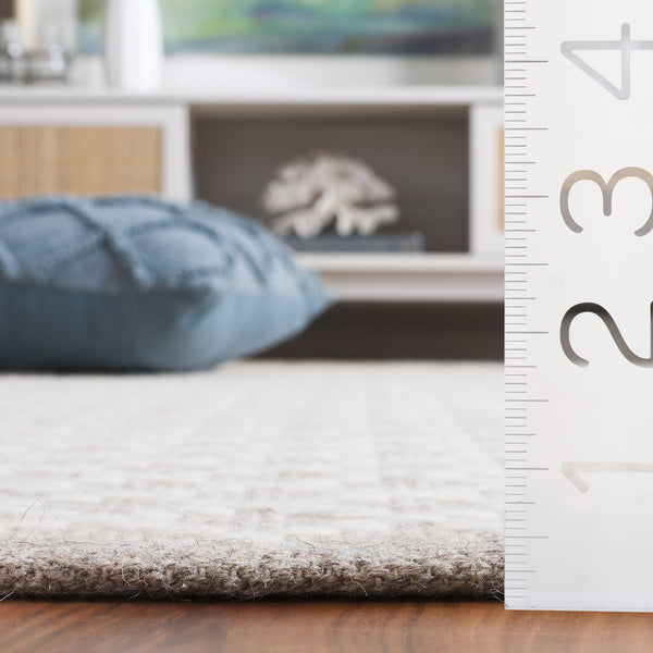 Safavieh Vermont Ivory Runner Area Rug – Luxurious Hand-woven Design For Elegant Home Décor Transformation Grey ,Ivory 85% Wool,15% Cotton Vrm908f-5