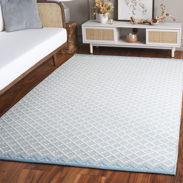 Safavieh Vermont Ivory Runner Area Rug – Luxurious Hand-woven Design For Elegant Home Décor Transformation Light Blue ,Ivory 85% Wool,15% Cotton Vrm908l-5