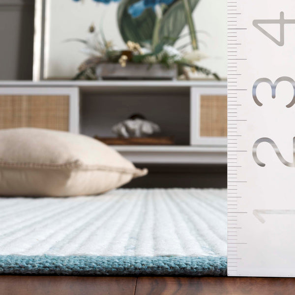 Safavieh Vermont Hand Woven Runner Rug - Timeless Elegance For Hallways, Crafted In India With Premium Materials Turquoise ,Ivory 60% Cotton 40% Wool Vrm909k-5