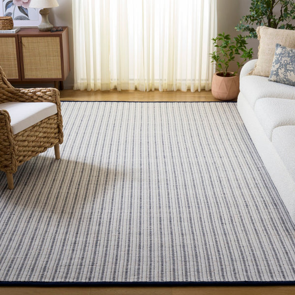 Safavieh Vermont Hand-woven Area Rug - Elegant Artisanal Design For Living Room, Bedroom, Or Dining Area Navy ,Ivory 60% Cotton 40% Wool Vrm909n-3
