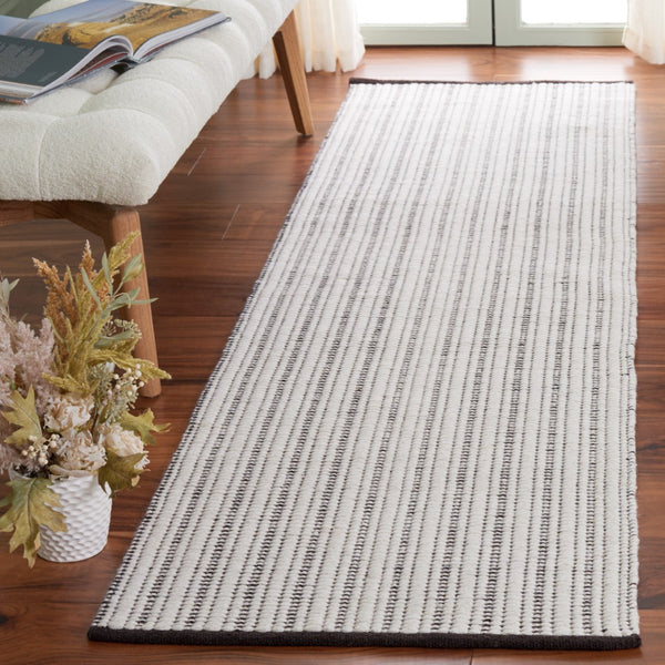 Safavieh Vermont Hand-woven Area Rug - Elegant Artisanal Design For Living Room, Bedroom, Or Dining Area Brown ,Ivory 60% Cotton 40% Wool Vrm909t-3