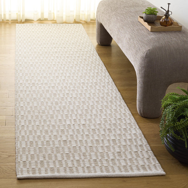 Safavieh Vermont Hand‑Woven Round Wool Rug In Beige Ivory — Scandinavian Minimalist Texture For Living Spaces 6'-0" x 6'-0" VRM910B-6R