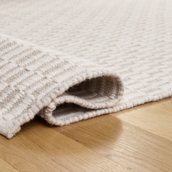 Safavieh Vermont Hand-Woven Wool-Cotton Rug In Beige Ivory — Scandinavian Texture, Durable Low Pile For Versatile Rooms 4'-0" x 6'-0" VRM910B-4