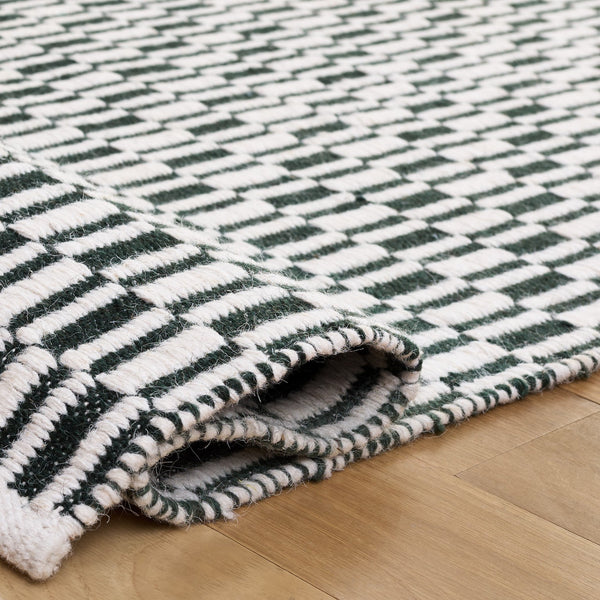 Safavieh Vermont Hand-Woven Dark Green And Ivory Area Rug, 85% Wool 15% Cotton, Low-Profile Scandinavian Chic 4'-0" x 6'-0" VRM910Y-4