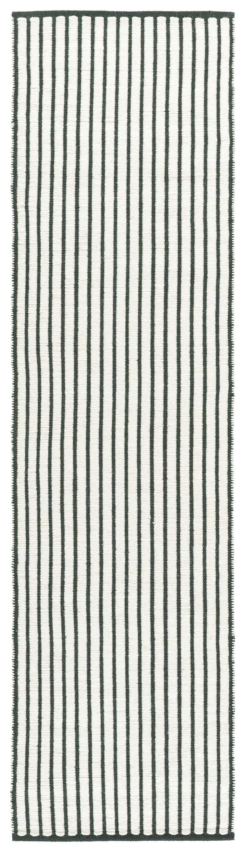 Safavieh Vermont Handwoven Dark Green Ivory Rug — Wool-Cotton Low-Profile Accent Rug With Scandinavian Flair 3'-0" x 5'-0" VRM911Y-3