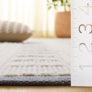 Safavieh Vermont Chic Area Rug Crafted In India – Modern Flatweave Design For Timeless Elegance And Comfort Light Blue ,Ivory 60% Wool,40% Cotton Vrm951l-5