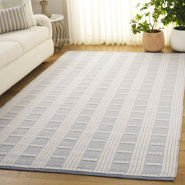 Safavieh Vermont Chic Area Rug Crafted In India – Modern Flatweave Design For Timeless Elegance And Comfort Light Blue ,Ivory 60% Wool,40% Cotton Vrm951l-5