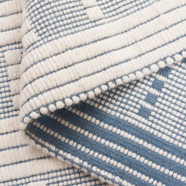 Safavieh Vermont Handcrafted Rectangular Area Rug - Modern Design, Cozy Comfort, Durable & Chic Home Accent Blue ,Ivory 60% Wool,40% Cotton Vrm951m-6