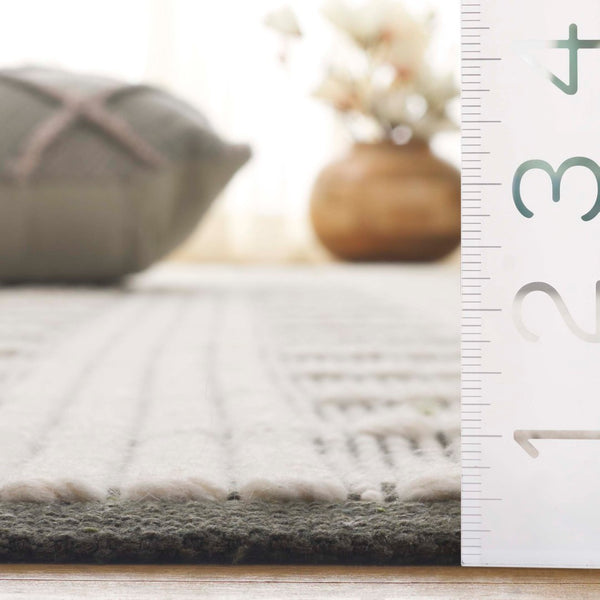 Safavieh Vermont Handcrafted Rectangular Area Rug - Modern Design, Cozy Comfort, Durable & Chic Home Accent Olive ,Ivory 60% Wool,40% Cotton Vrm951x-8