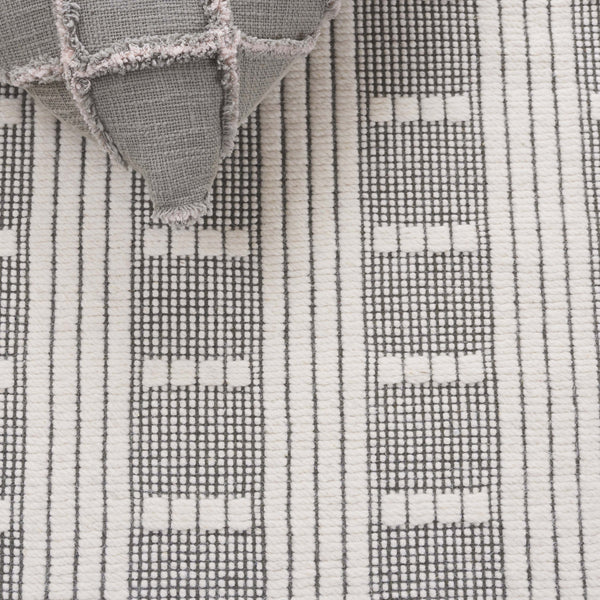 Safavieh Vermont Chic Area Rug Crafted In India – Modern Flatweave Design For Timeless Elegance And Comfort Olive ,Ivory 60% Wool,40% Cotton Vrm951x-5