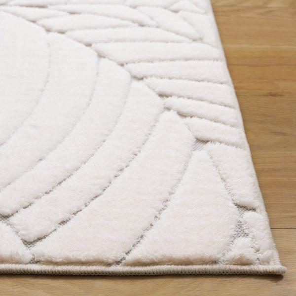 Safavieh Versaillies Ivory Geometric Runner Rug Polyester Low Pile for Hallway or Kitchen 2'-6" x 8'-0" VRS654A-28