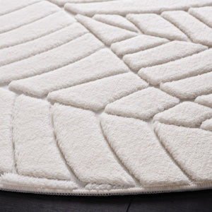 Safavieh Versaillies Ivory Geometric Runner Rug Polyester Low Pile for Hallway or Kitchen 6'-0" x 6'-0" - Round VRS654A-6R