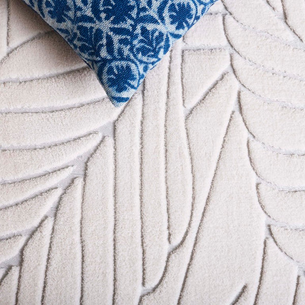 Safavieh Versaillies Floral Runner Rug Ivory Power Loomed Polyester for Hallway Entryway Use 2'-6" x 8'-0" VRS659A-28