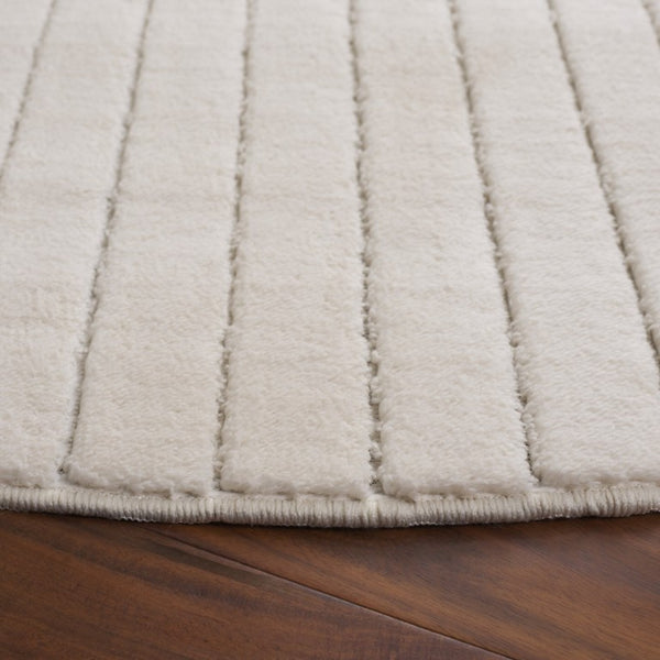 Safavieh Versaillies Geometric Ivory Polyester Runner Rug for Hallways Entryways and Kitchens 6'-0" x 6'-0" (Round) VRS664A-6R