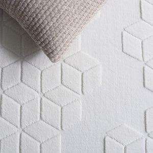 Safavieh Versaillies Ivory Tonal Power Loomed Polyester Rug Low Pile Transitional Living Room VRS668A-4
