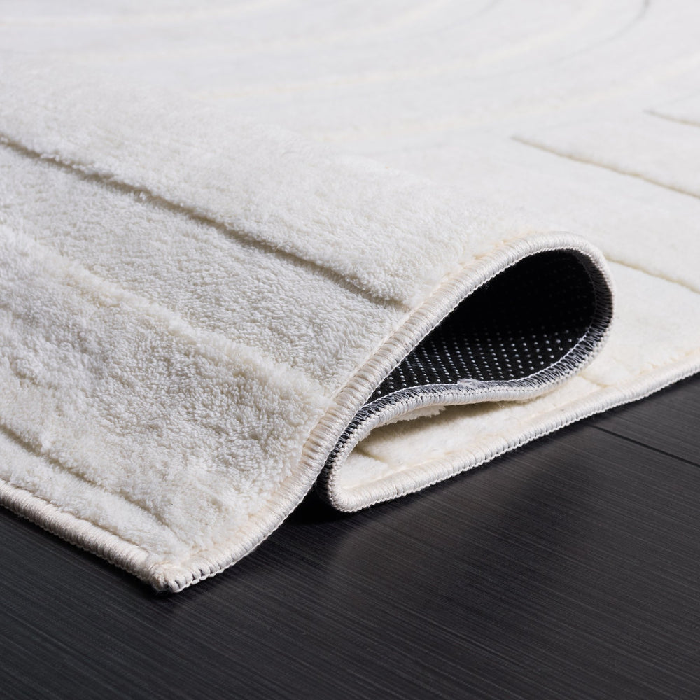 Safavieh Versailles Luxurious Ivory Area Rug — Plush 5/8" Polyester Pile, Washable, Slip-Resistant Anchor 8'-0" x 10'-0" VRS669A-8