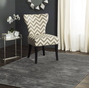 Safavieh Vision Grey 606d Modern Accent Area Rug - Chic 2'4" X 3'11" Soft, Durable, And Elegant Home Decor Grey Polypropylene Pile Vsnb606d-24