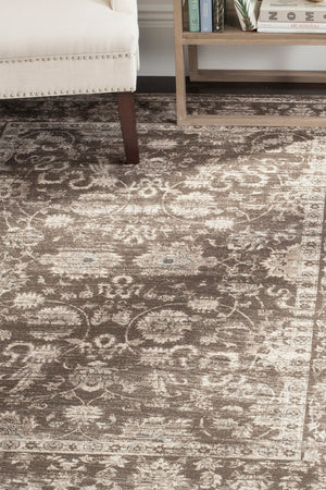 Safavieh Vintage Elegant Area Rug With Traditional Floral Design, Durable Power-loomed Construction, Made In Turkey Brown ,Ivory Polypropylene Pile Vtg430b-35