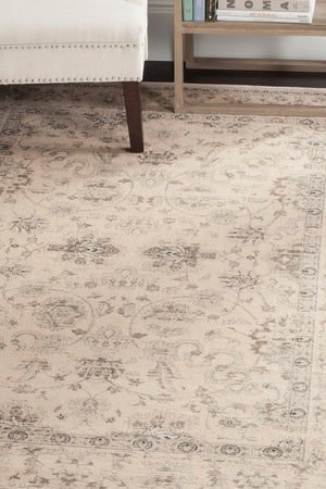 Safavieh Vintage Elegant Area Rug With Traditional Floral Design, Durable Power-loomed Construction, Made In Turkey Creme Polypropylene Pile Vtg430c-35