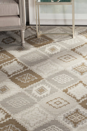 Safavieh Vintage 577m Cream Camel Area Rug - Turkish Power-loomed, Cozy Geometric Design, 5'1" X 7'7" Cream ,Camel Polypropylene Vtg577m-5