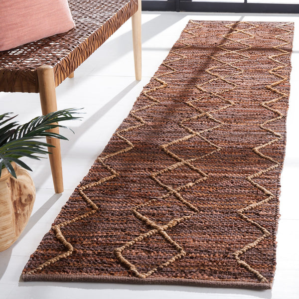 Safavieh Vintage Hand-Woven Leather & Jute Rug 8X10 — Rustic Brown Geometric Diamond Pattern, Low Pile 9'-0" x 12'-0" VTL801T-9