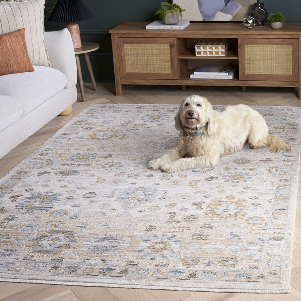 Safavieh Vintage Elegant Turkish Area Rug In Ivory Beige Blue Tones, Low-Profile 1/4" Pile, Durable Power-Loomed Design 4'-0" x 6'-0" VWD200A-4