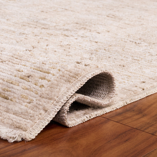 Safavieh Vintage Power-Loomed Area Rug In Beige And Ivory With Low-Profile Pile, Durable Polyester For Modern Homes 5'-0" x 8'-0" VWD208B-5