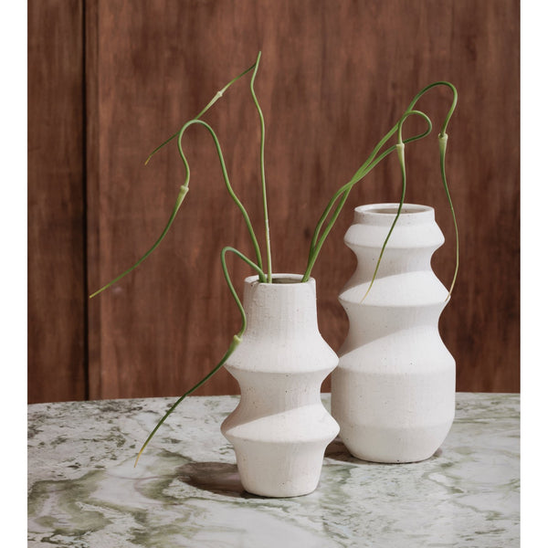 Moe's Home Perri Vase - Elegant Ceramic Design With Graceful Curves For A Natural Touch In Home Decor White Stoneware Vz-1051-18