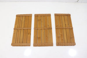 English Elm Base Plate Assembly Solid Wood Replacement Floor for Large Dog Villa Kennel 28.3 L x 15 W x 2.1 H W1431130408